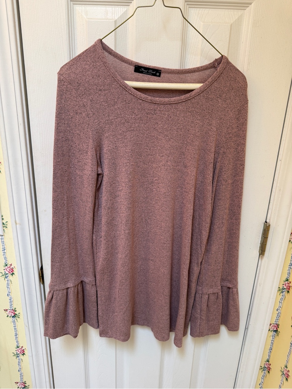 Final Touch Women's Long Sleeve Ruffle Cuff Top - Dusty Mauve